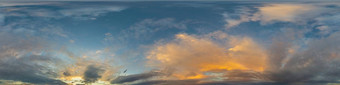 黑暗蓝色的日落天空全景金积云云无缝的Hdr全景球形equirectangular格式完整的天顶可视化天空更换空中无人机全景照片