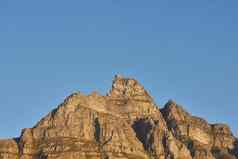 Copyspace风景优美的景观山峰清晰的蓝色的天空阳光明媚的一天风景优美的视图表格山角小镇南非洲夏天宽角视图自然背景
