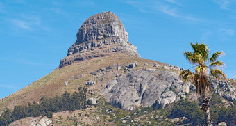 全景狮子头角小镇南非洲景观美丽的岩石山峰夏天一天风景优美的视图自然蓝色的天空<strong>背景</strong>和平<strong>峰会</strong>复制空间