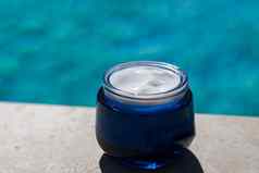 保湿美奶油护肤品水疗中心化妆品游泳池夏天化妆品产品皮肤护理