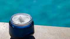 保湿美奶油护肤品水疗中心化妆品游泳池夏天化妆品产品皮肤护理