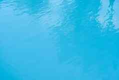 表面蓝色的游泳池背景水游泳池