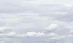 白色积云云灰色的天空纹理背景完整的框架Cloudscape背景多云的天空美自然白色毛茸茸的云自然天气软纹理棉花白色云
