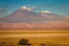 利坎卡武尔火山阿塔卡马沙漠高原智利南美国
