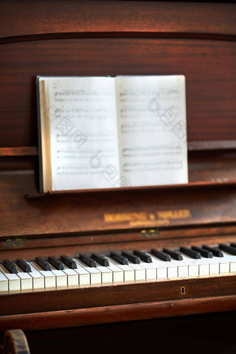 古董计划音乐的笔记经典音乐节日古董木键盘作文书准备好了旋律创建艺术画廊经典音乐的仪器