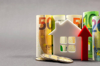 白色房子欧元现金真正的房地产投资概念财产值欧洲箭头指出
