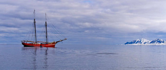 探险船奥斯卡土地挪威