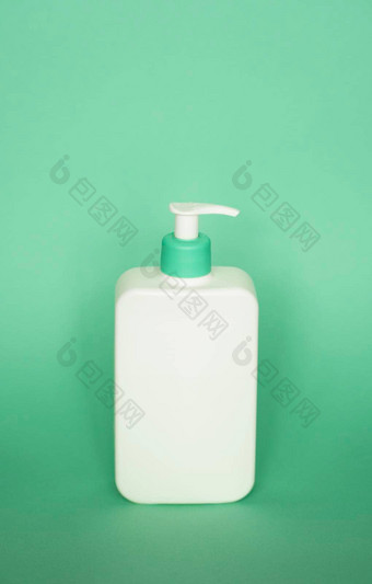 白色塑料肥皂自动售货机泵瓶孤立的绿色背景皮肤护理乳液洗澡至关重要的产品洗发水瓶浴身体乳液细液体手洗浴室配件