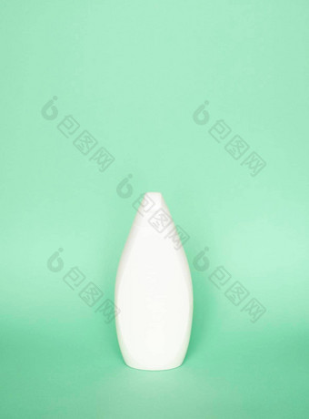 白色塑料洗发水瓶孤立的绿色背景皮肤护理乳液洗澡至关重要的产品洗发水瓶浴身体乳液细液体手洗