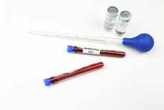 测试管填满血猴痘测试