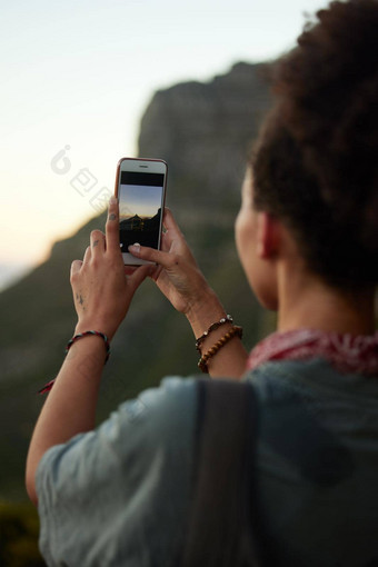 分享令人惊异的图片在线女人手机图片山