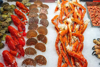 龙虾螃蟹海鲜出售