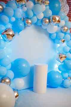 照片区气球男孩的生日装饰节日装饰气球儿童聚会，派对背景节日照片区蓝色的