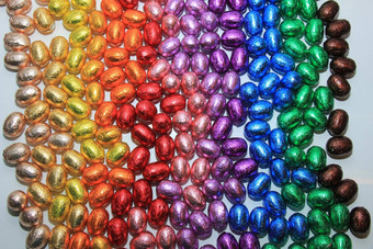 集团箔包装巧克力复活节鸡蛋彩虹颜色