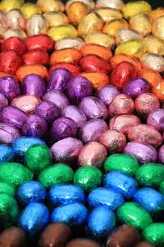 集团箔包装巧克力复活节鸡蛋彩虹颜色
