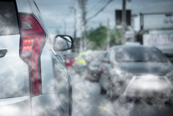 车排气烟雾交通堵塞路环境排放