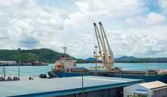 工业港口起重机电梯加载出口容器盒子板载港口泰国