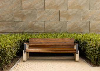 现代板凳上公园户外城市体系结构木长椅户外椅子城市公共家具空板材座位舒适的板凳上娱乐区域