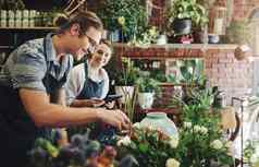 学习日常你工作植物年轻的花店浇水花工作内部植物托儿所
