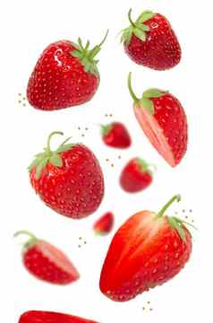 草莓悬浮白色孤立的背景块草莓减少