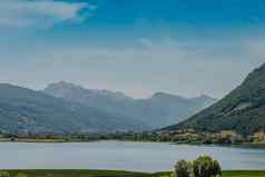 黑山共和国肮脏的湾风景如画的视图水沿海小镇善良肮脏的湾美丽的夏天一天黑山共和国