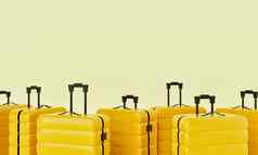 集团黄色的电车手提箱孤立的背景旅行对象旅游热概念插图呈现
