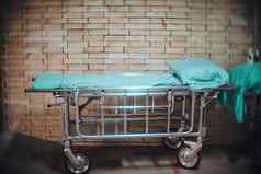 担架床上多功能铝不锈钢救护车担架床上工具设备医院