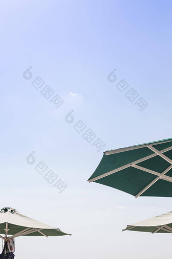 太阳绿色开放伞舒适的休息海洋个人海滩阳伞美丽的科特dazur海岸线<strong>安全</strong>如此附件中暑保护夏天概念<strong>假期</strong>