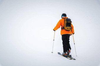 滑雪旅游艰苦的雪冬天体育滑雪巡回演出山娱乐