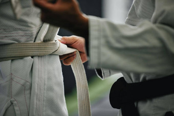 空手道学习培训锻炼体育运动学生教练准备好了战斗类国防专家手领带带dojo锻炼工作室健康俱乐部工作健身
