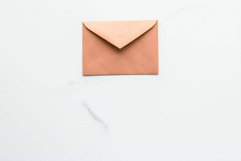 空白纸信封大理石平铺背景假期邮件信帖子卡消息设计