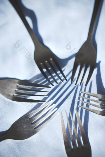 餐厅服务银集团叉显示表格餐饮服务食物行业前变焦视图清洁金属钢餐具厨房用具厨房餐具设备