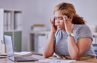 头疼倦怠压力业务女人企业家工作焦虑技术故障办公室移动PC企业员工伤心工人精神健康桌子上