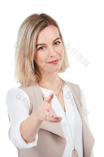<strong>介绍</strong>订单<strong>工作室</strong>拍摄年轻的女人扩展手臂握手白色背景