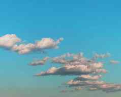 天空Azure绿松石颜色云蓝色的天空