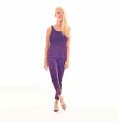 时尚模型女人肖像白色背景模型空间热紫色的衣服美很酷的美丽的女金发女郎头发站信心摄影工作室