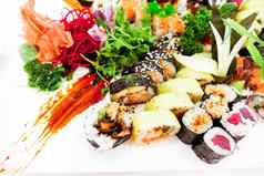日本寿司餐厅午餐时间亚洲厨房