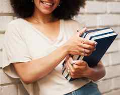 快乐学生书大学校园奖学金教育学校微笑学习图书馆非洲女孩研究法律研究动机未来职业生涯
