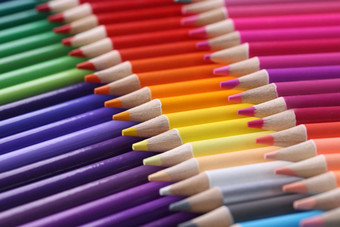 彩色的铅笔特写镜头集合彩色的铅笔行