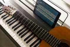 学习音乐音乐的仪器在线平板电脑首页说服爱好