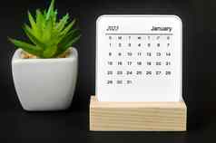 1月每月桌子上日历一年黑色的背景