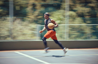 健身体育<strong>篮球</strong>球员行动运行法院有氧运动锻炼<strong>培训</strong>锻炼健康能源健康的黑色的男人。运动员玩活跃的游戏夏天