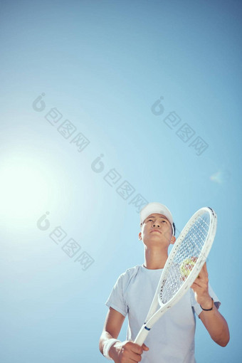 网球<strong>培训服务</strong>运动员玩游戏法院体育健身健康动机锻炼健康生活方式年轻的网球球员户外竞争匹配