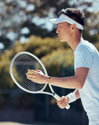 网球球员体育游戏亚洲男人。培训体育运动竞争法院动机健身锻炼强大的游戏自然日本运动员准备好了玩专业事件