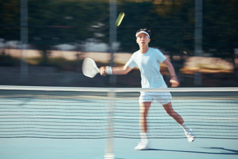 亚洲网球专业培训球拍玩游戏法院适合运动员运行匹配玩有<strong>竞争力</strong>的体育运动锻炼健身健康体育俱乐部