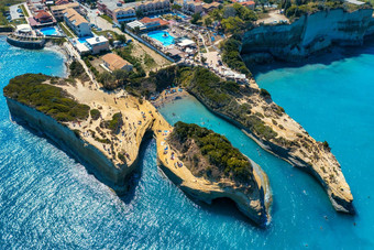 著名的运河爱情sidari科孚岛岛希腊著名的运河爱情海滩美丽的岩石海岸线令人惊异的蓝色的爱奥尼亚海sidari假期村科孚岛岛希腊