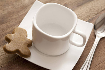 清洁空白色小杯清咖啡杯饼干