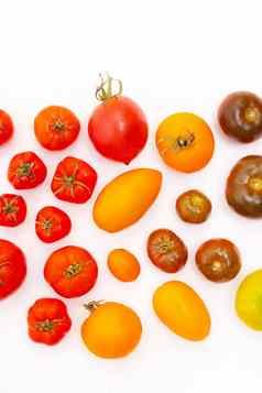 各种各样的西红柿白色背景西红柿Copyspace自制的蔬菜