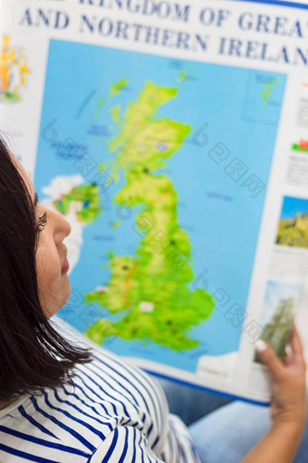 女人海报地图英格兰英语老师<strong>教育培训</strong>材料外国语言
