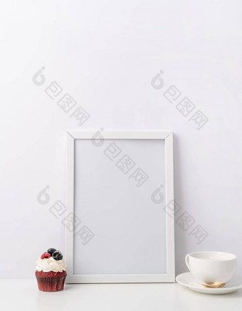 艺术照片框架模型杯咖啡蛋糕白色背景